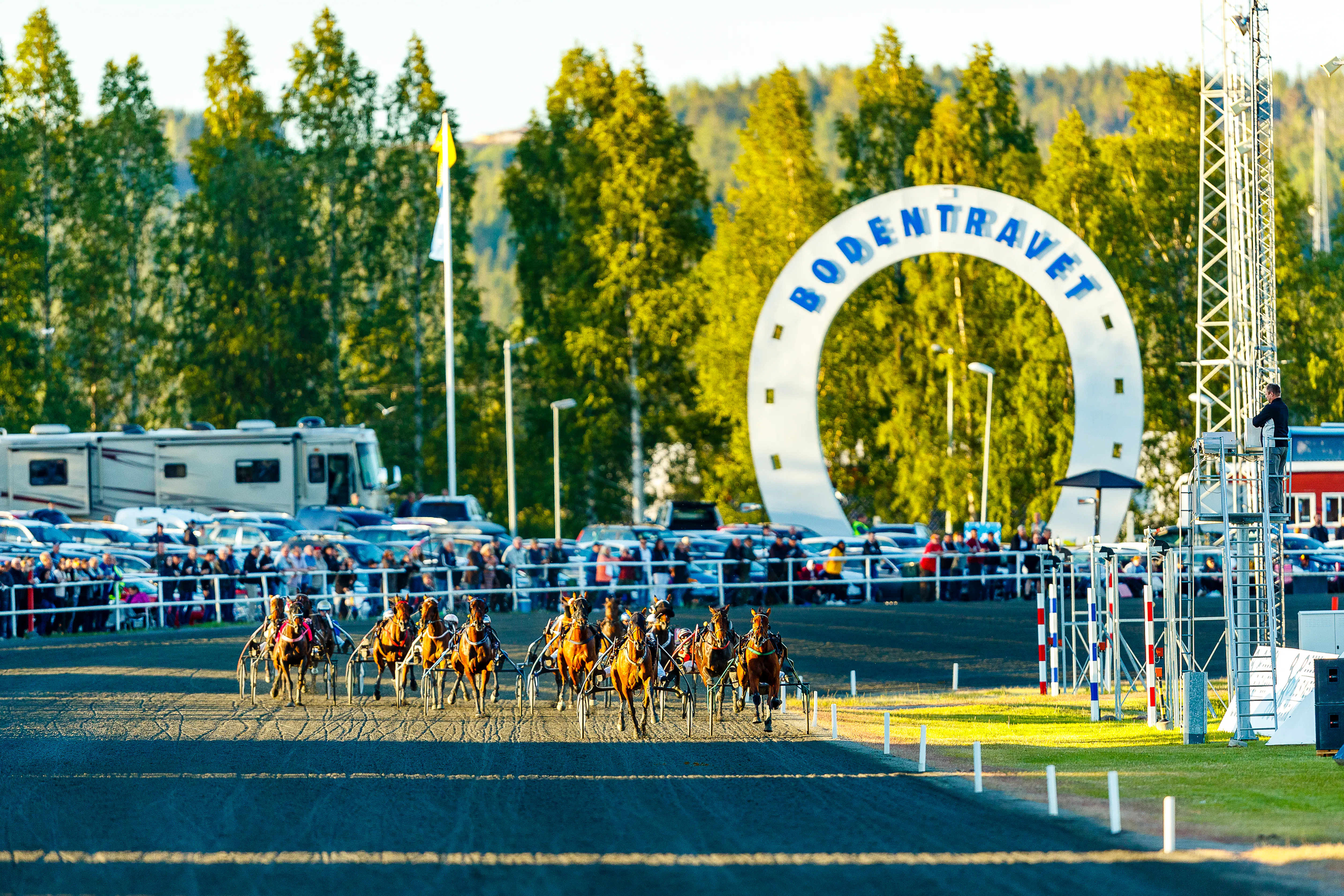 Välkomna till Midnattstravet 2026!