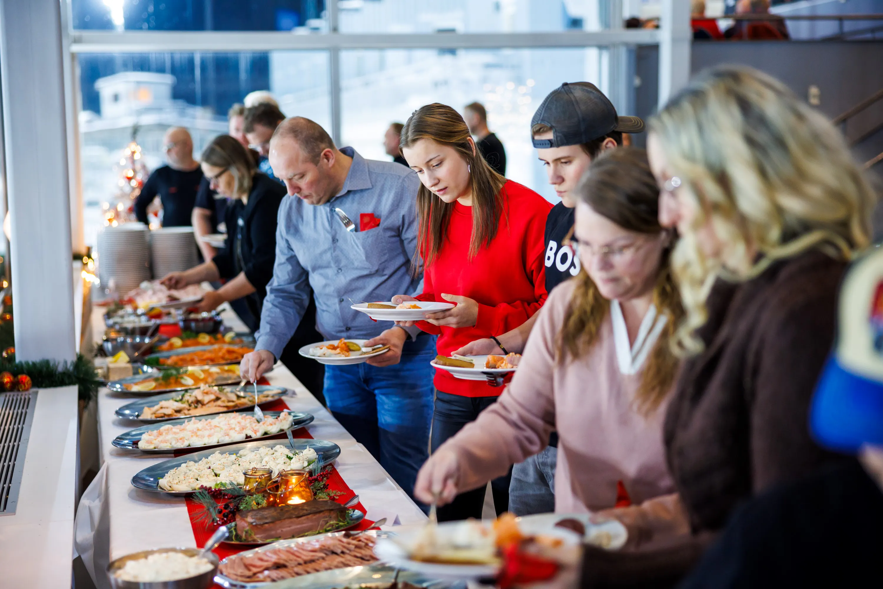 Julbord med V64-kväll