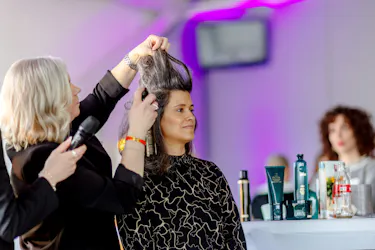 Ladies Night med V64-kväll